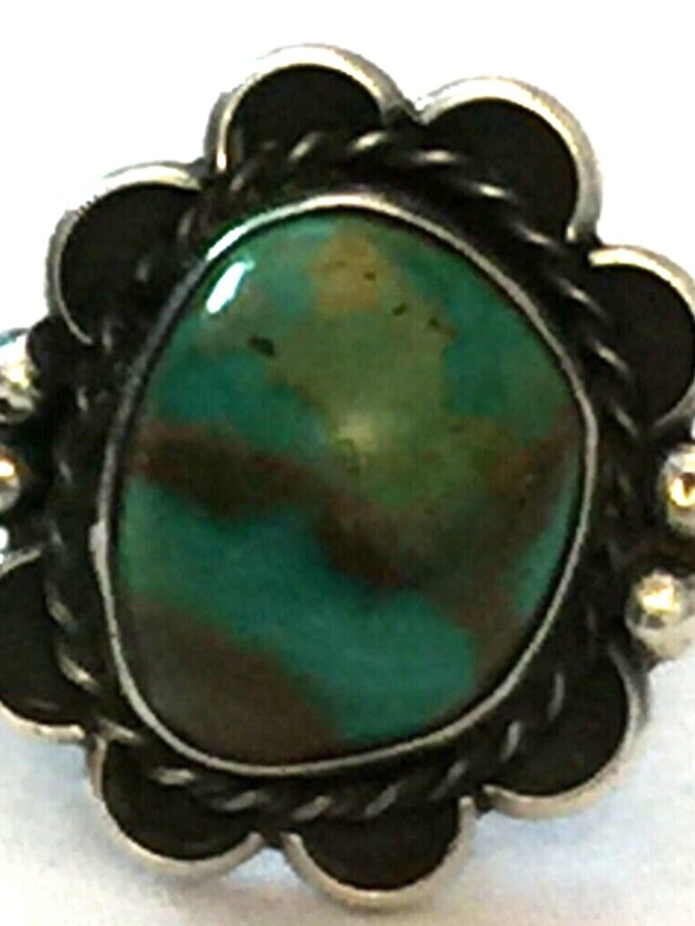 VINTAGE NAVAJO HANDMADE STERLING SILVER TURQUOISE NATIVE AMERICAN RING SIZE 5.5 - Picture 4 of 16